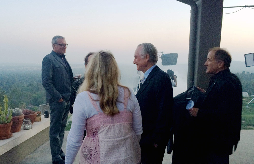 Richard Dawkins (center) at the fundraiser dinner at the Shermer home in Altadena.