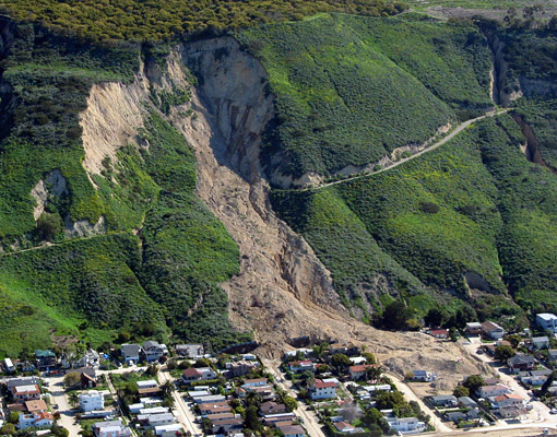 Aerial view of the La Conchita landslide after the 2005 event. Photograph by Mark Reid, courtesy of the U.S. Geological Survey.